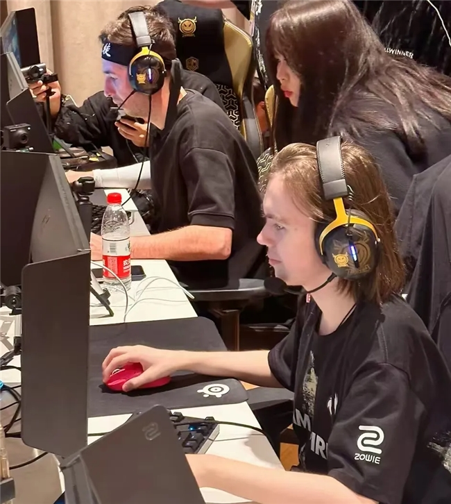 NIP将面对 Heroic ， Astralis 将与 B8 在IEM科隆2025第一阶段揭幕战中交锋