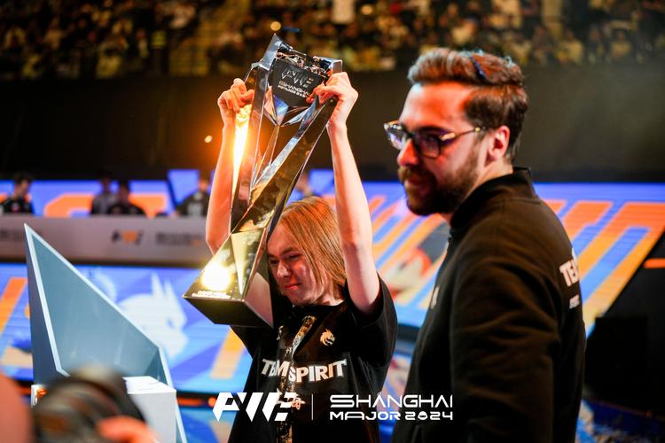 Complexity 在决赛中击败 Wildcard，获得了 PGL Bucharest 2025 的名额