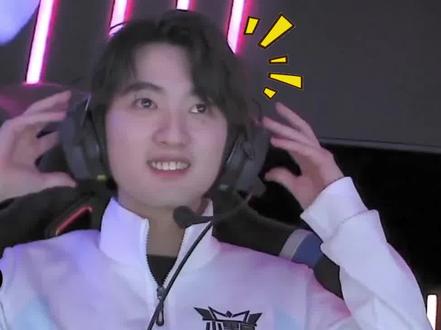 选手和LPL对着干🤣网传官方欲组活动遭选手拒绝 随后发长文希望承担起责任